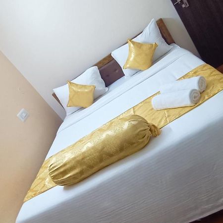Hotel Vip Prime ปูรี ภายนอก รูปภาพ