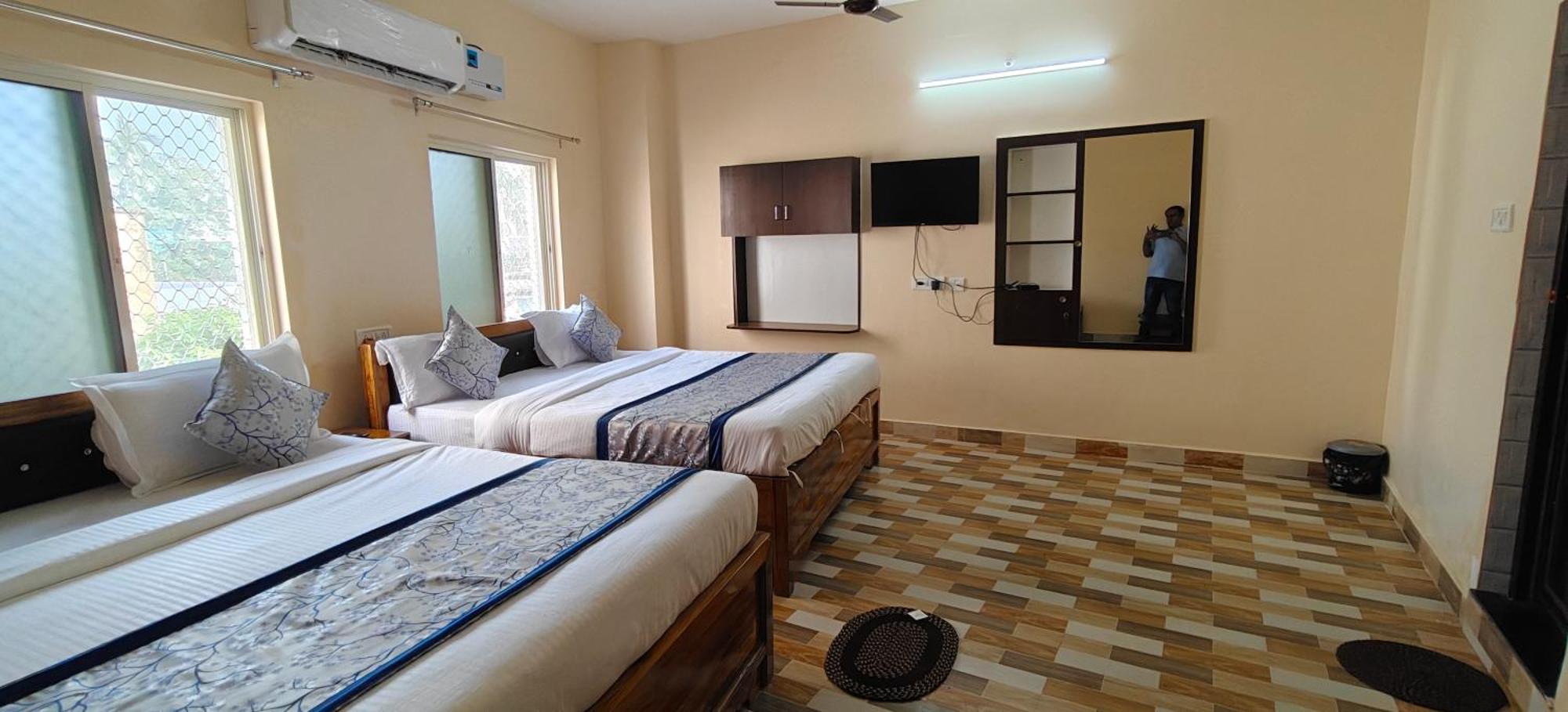 Hotel Vip Prime ปูรี ภายนอก รูปภาพ